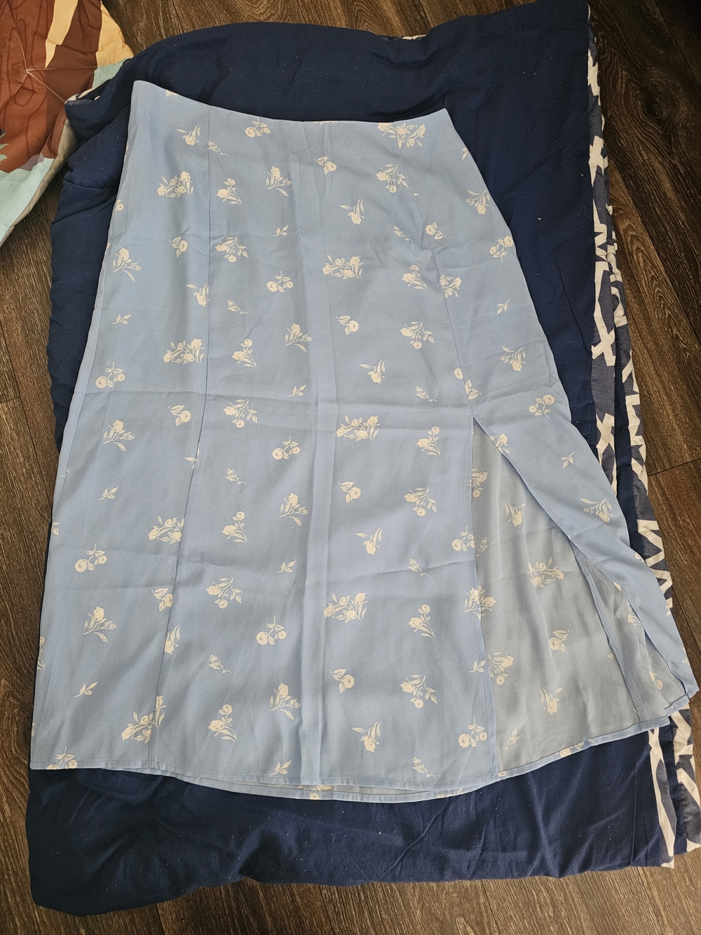 Gilli Pale Blue Midi Skirt with White Floral Print